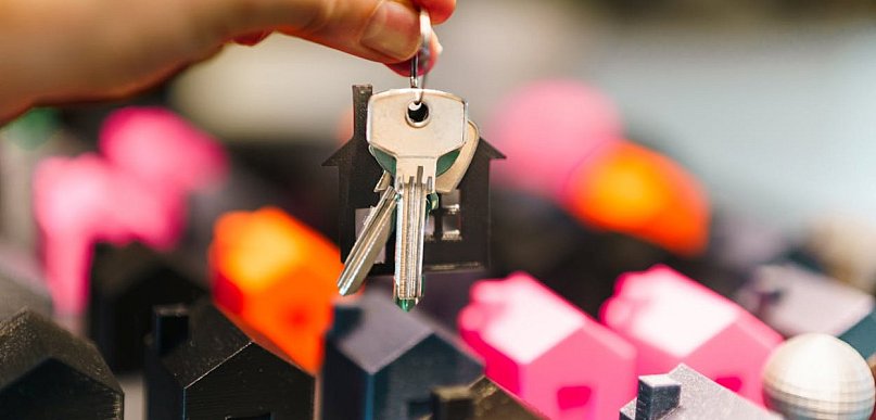 Gdzie w 2026 szukać najlepszych ofert mieszkań na sprzedaż?