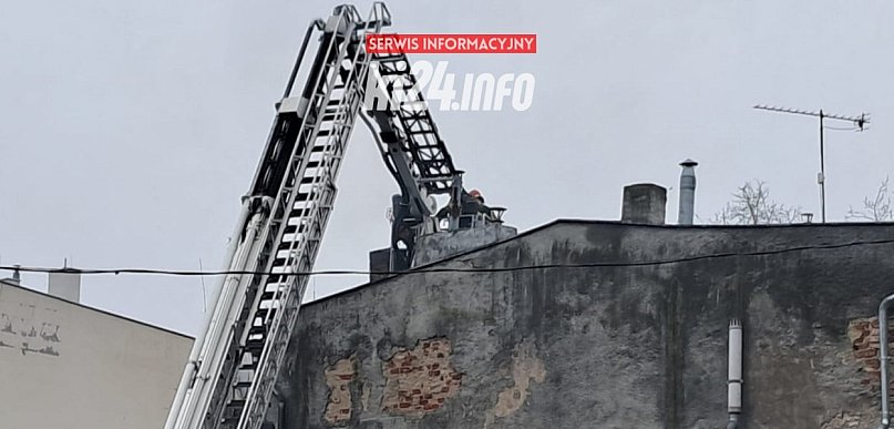 Utrudnienia na Św. Mikołaja. Trwa strażacka akcja