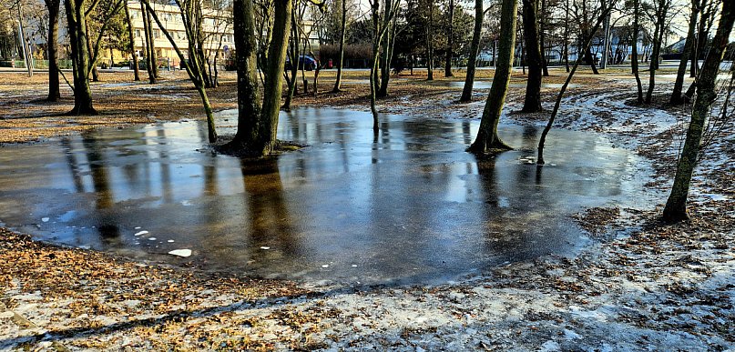 POV INOWROCŁAW:  Spacer po Solankach i… zamarznięte jeziora? ❄️