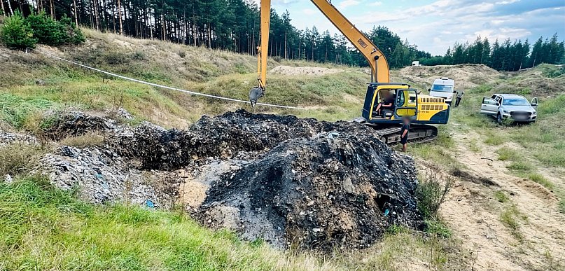 Mafia śmieciowa: Aresztowano byłego burmistrza Pakości i prezesów spółki