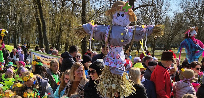 Kolorowy pochód w Solankach. Seniorzy zapraszają na „Gaik-Maik”