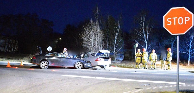 Nie zatrzymał się na „STOP”. Policja zatrzymała mu prawo jazdy