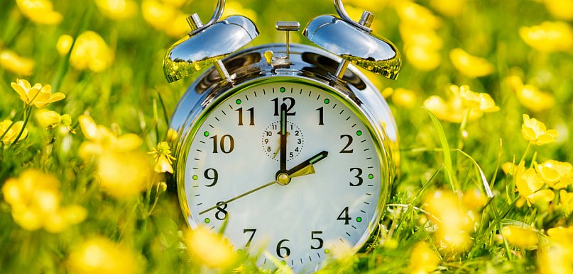 W nocy z soboty na niedzielę zmieniamy czas na letni