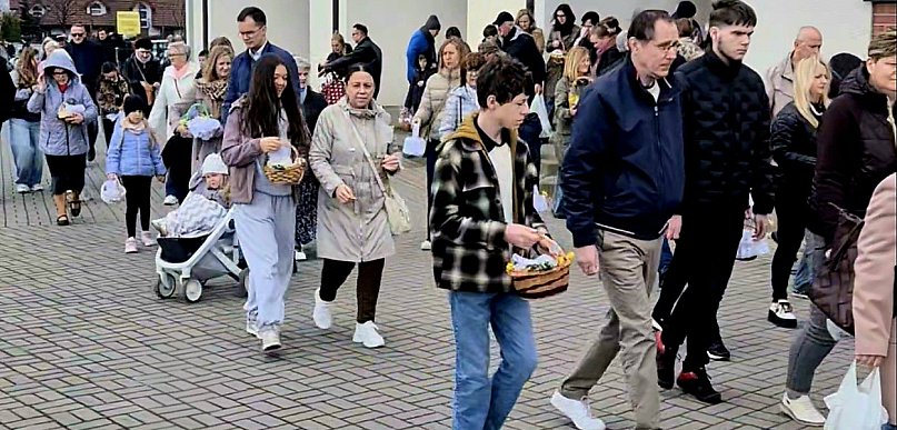 rolKI24.INFO | Mieszkańcy podtrzymują wielkanocną tradycję 🧺🐣