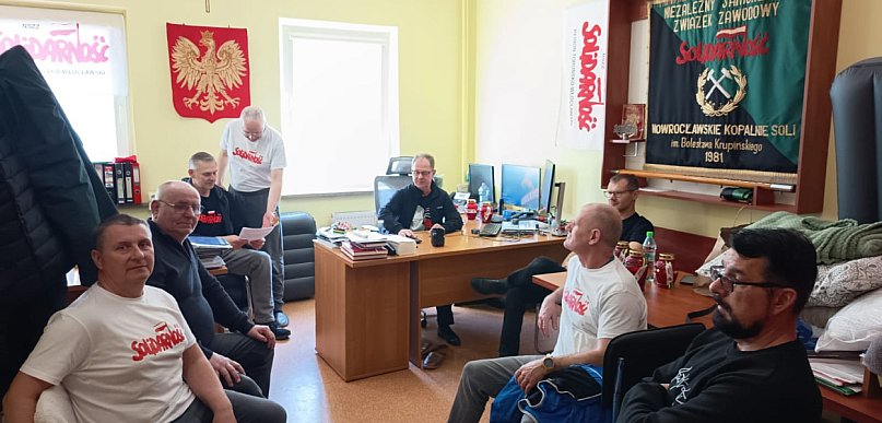 Pracownicy IKS „Solino” kontynuują głodówkę