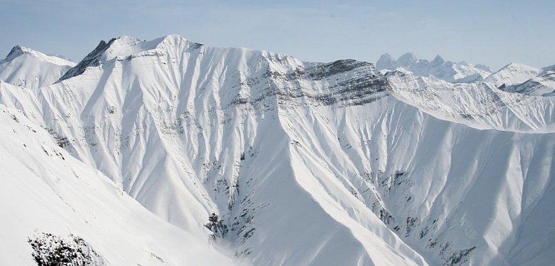 Planujesz wyjazd na narty w Polsce? Przewodnik po najlepszych lokalizacjach