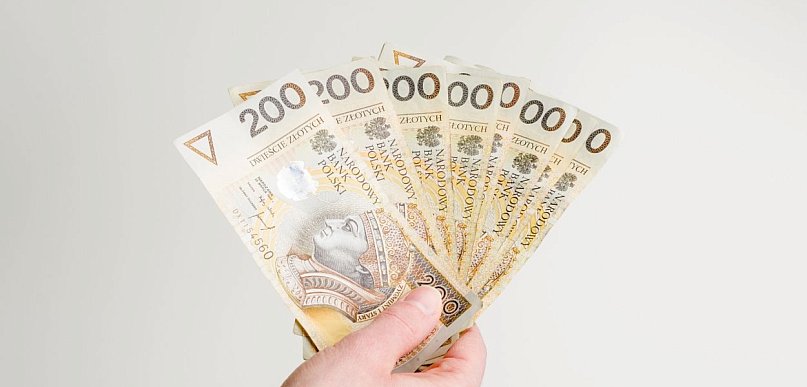 24 proc. Polaków nie planuje żadnych wydatków na tegoroczną majówkę