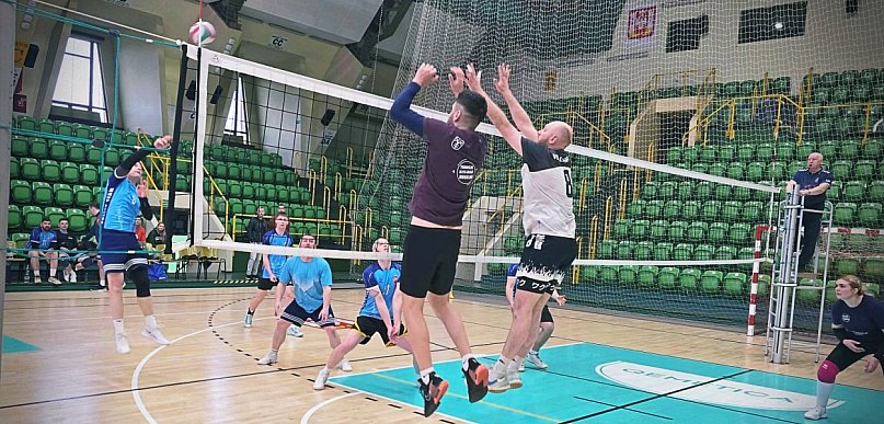 Za nami pierwsza runda ligi amatorskiej siatkówki