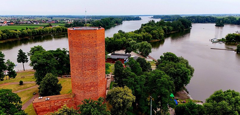 Gorąca majówka na wodzie. Ratownicy mieli co robić