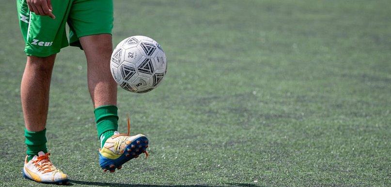 Sportowy lifestyle i kultura kibicowania