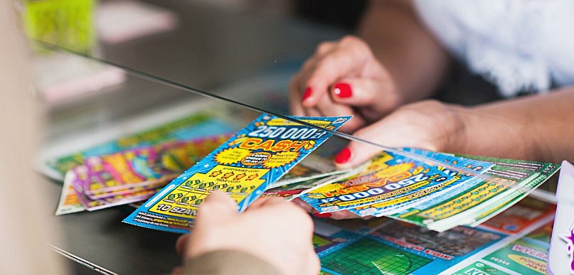 Ktoś w Inowrocławiu wydrapał sobie 208 tysięcy złotych