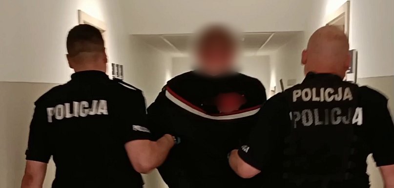 Awantura przy kasie zakończyła się zatrzymaniem 30-latka