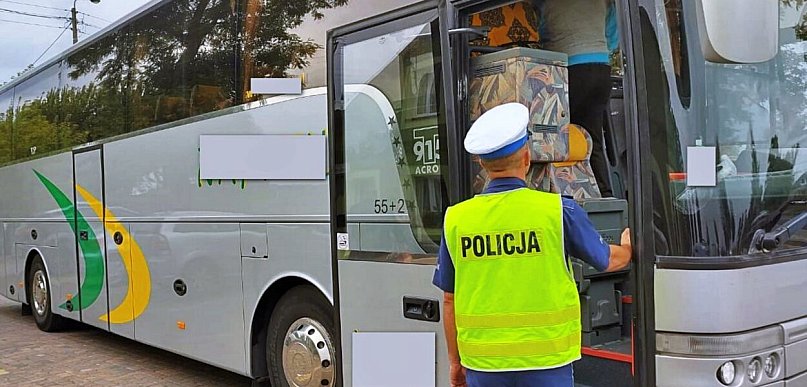 Ruszyły kontrole autokarów. Policja sprawdza przewozy dzieci