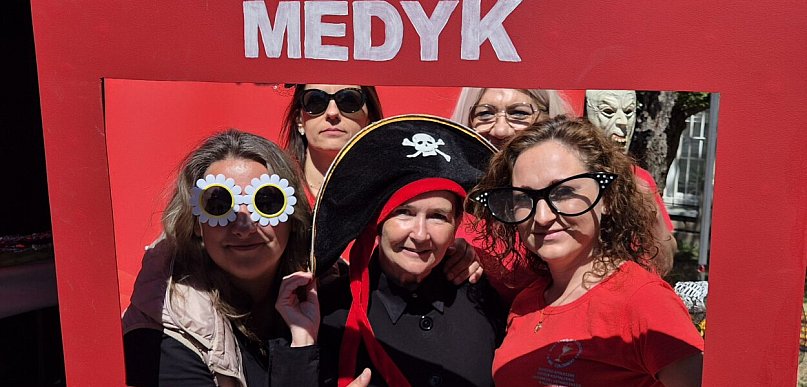 rolKI24.INFO | Tak uczy się przyszłych specjalistów 🏥