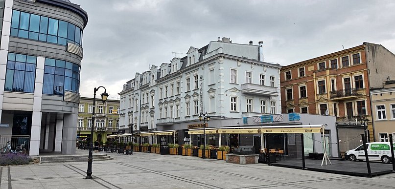 ciekawostKI24.INFO | 50 lat temu przed kawiarnią Europa