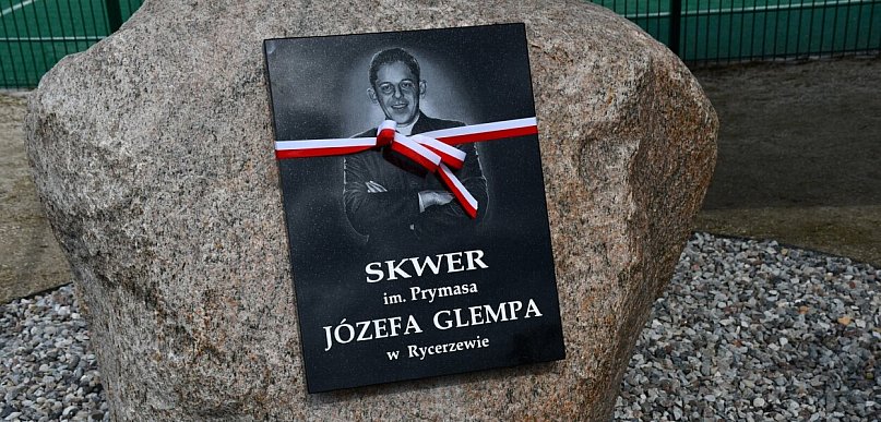 Skwer w Rycerzewie otrzymał imię prymasa Józefa Glempa