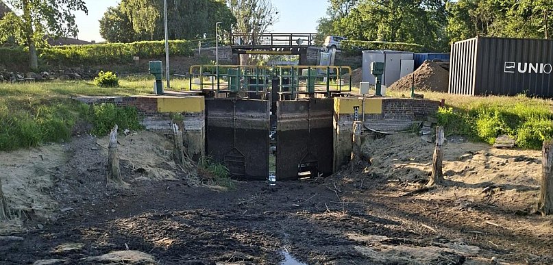 Ruszył remont śluzy w Pakości. Żegluga została wstrzymana