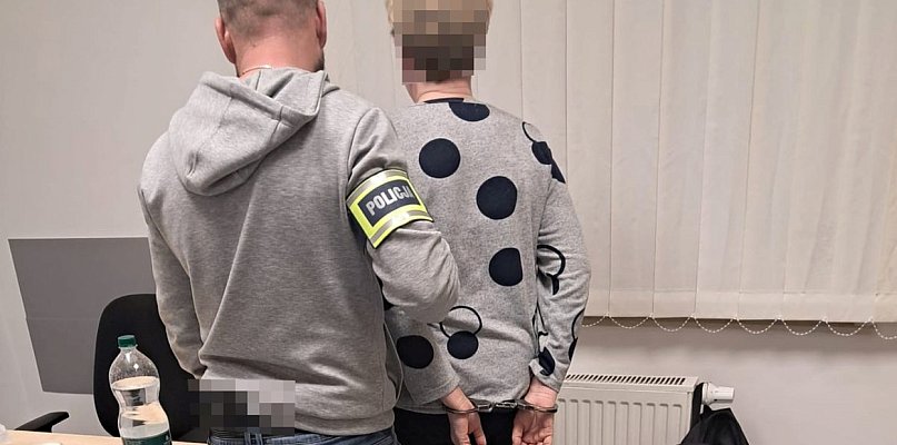 67-latka z Inowrocławia przyłapana z narkotykami. Było tego prawie 300 porcji - 53798