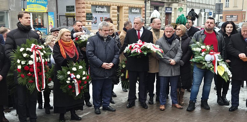 Uczczono 42. rocznicę śmierci Piotra Bartoszcze