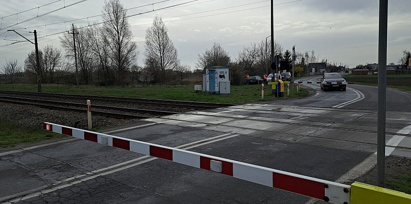 Remonty przejazdów kolejowych. Są objazdy autobusów MPK
