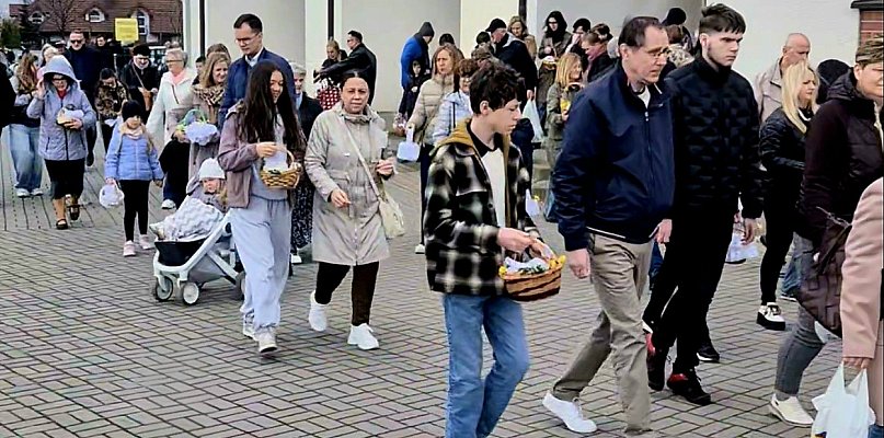 rolKI24.INFO | Mieszkańcy podtrzymują wielkanocną tradycję 🧺🐣