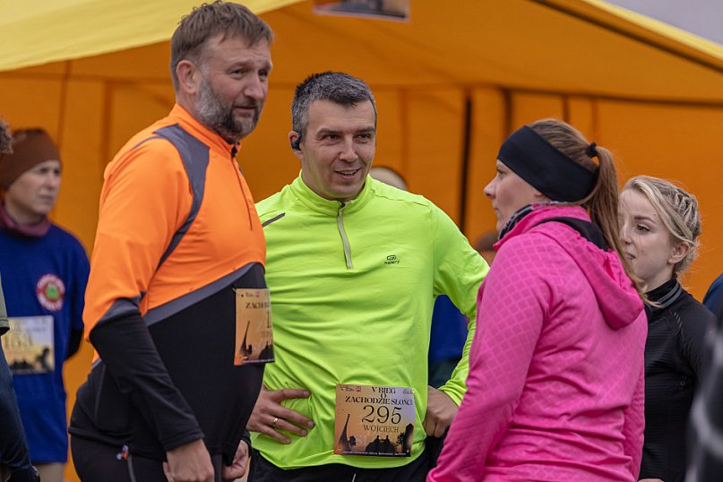 Bieg o zachodzie słońca