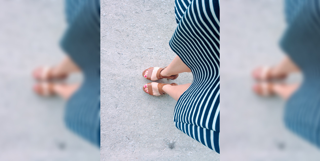 Beżowe sandały na obcasie: doskonała baza do wielu stylizacji