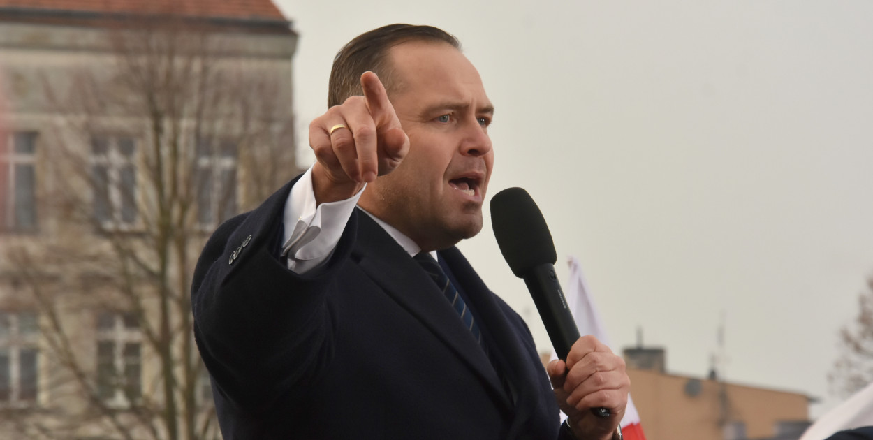 Prezydent proponuje zmiany. Trudniej o obywatelstwo dla cudzoziemców