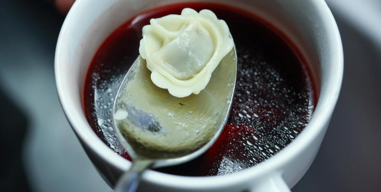 Ile jedzenia marnujemy w święta? Nadprodukcja w polskich domach