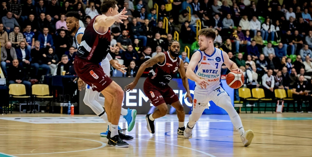 rolKI24.INFO | Noteć przegrywa, ale patrzy w przyszłość