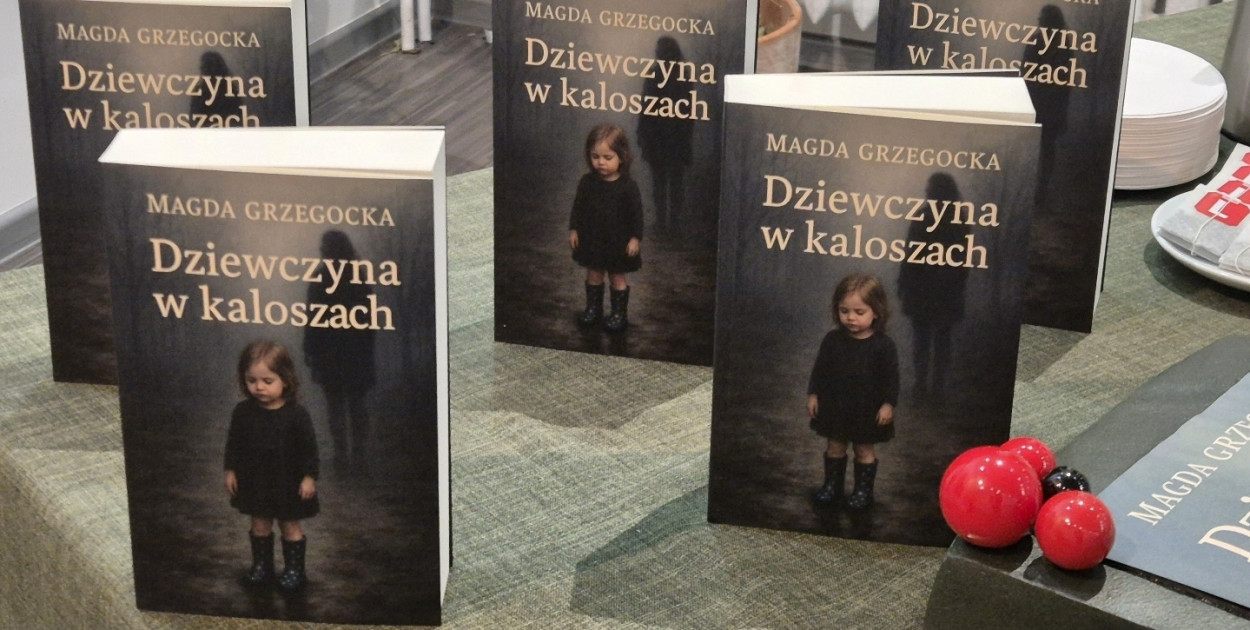 rolKI24.INFO |Literacki klimat w Bibliotece Miejskiej 📚✨