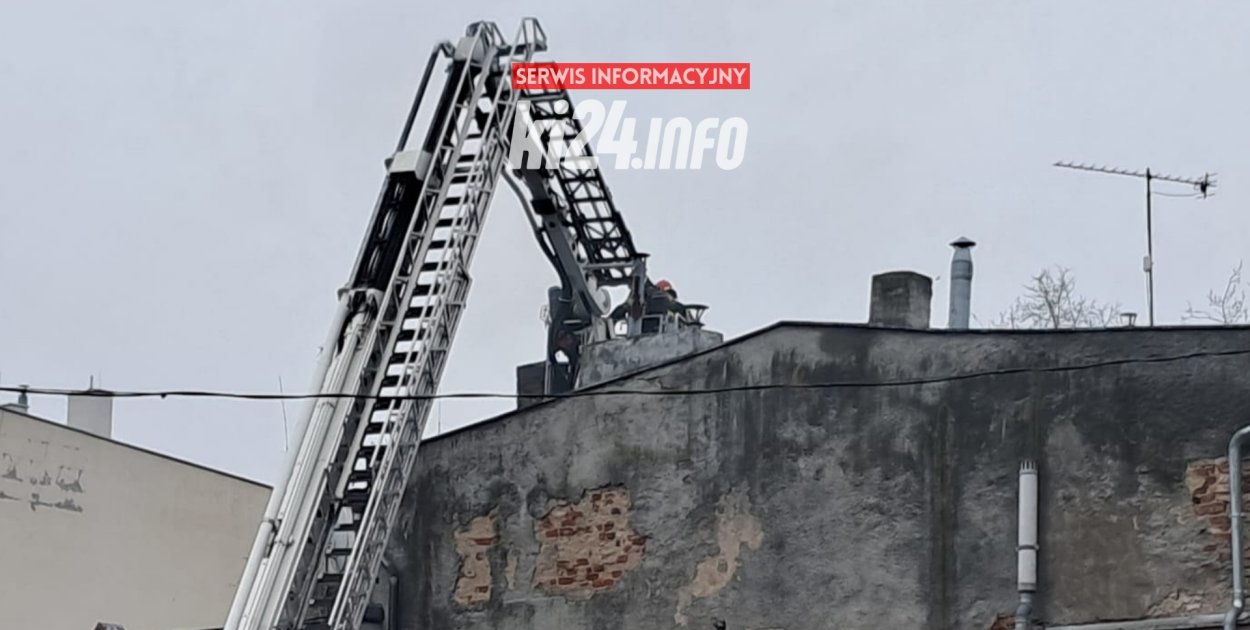 Utrudnienia na Św. Mikołaja. Trwa strażacka akcja