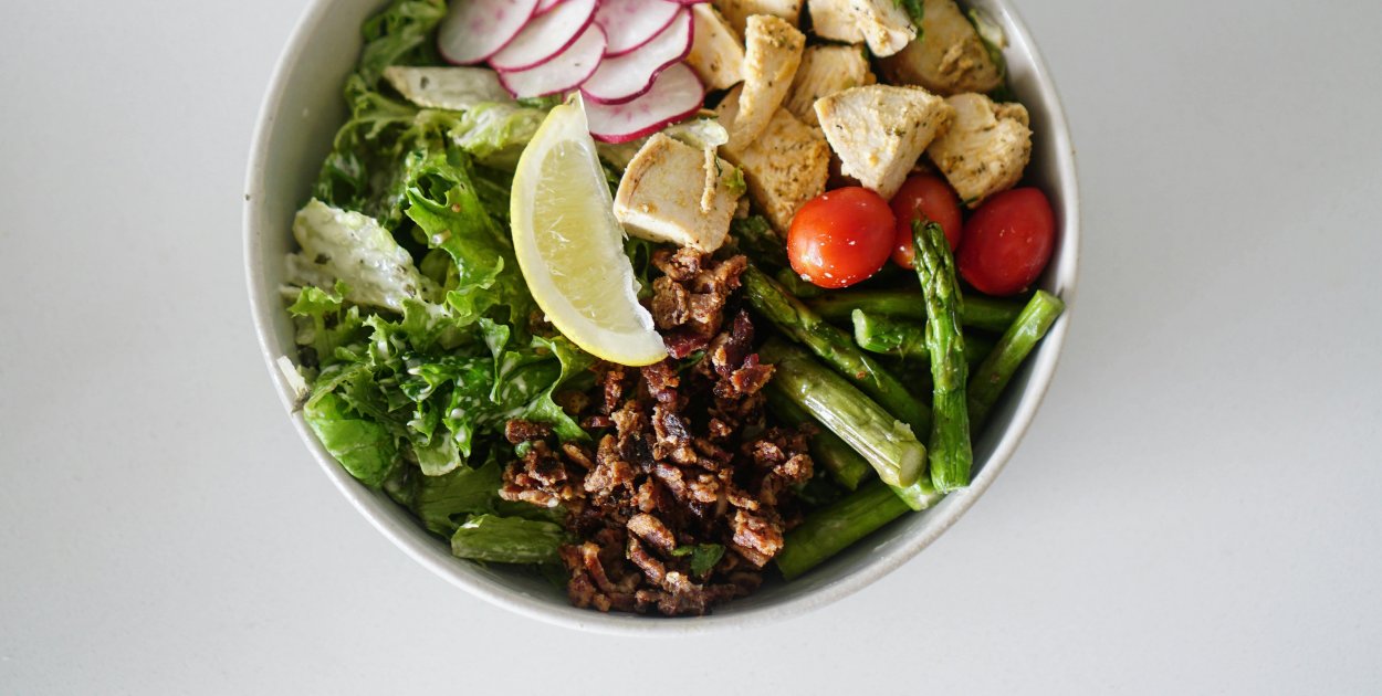 Czy da się schudnąć, jedząc na mieście?