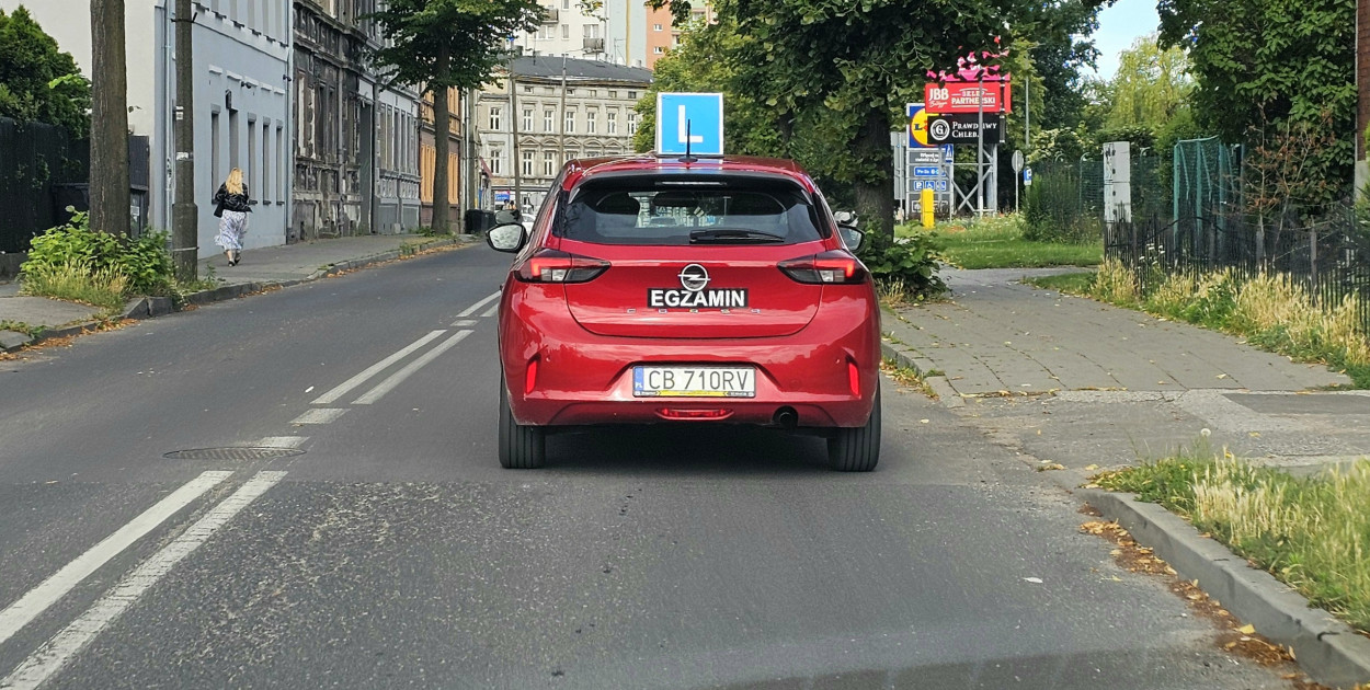 Egzamin na prawo jazdy. Sprawdzamy zdawalność szkół z powiatu