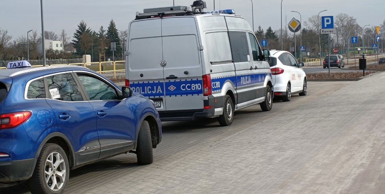 Inowrocławska policja skontrolowała taksówki na aplikację