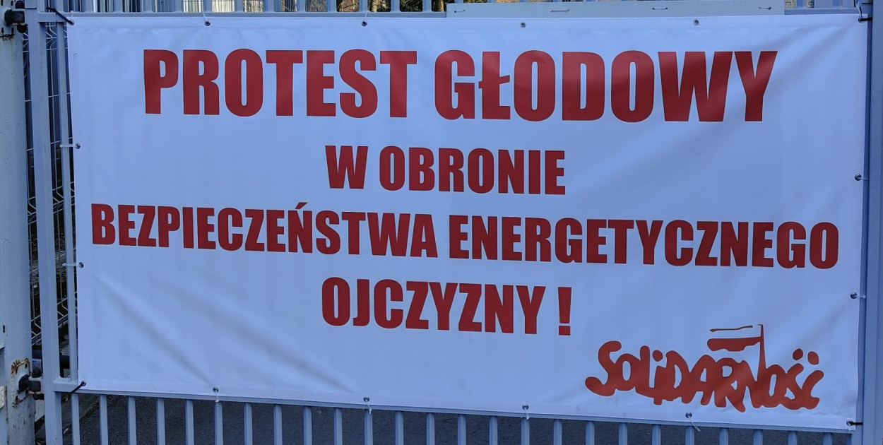 Szef protestu głodowego w IKS „Solino” zabrany do szpitala