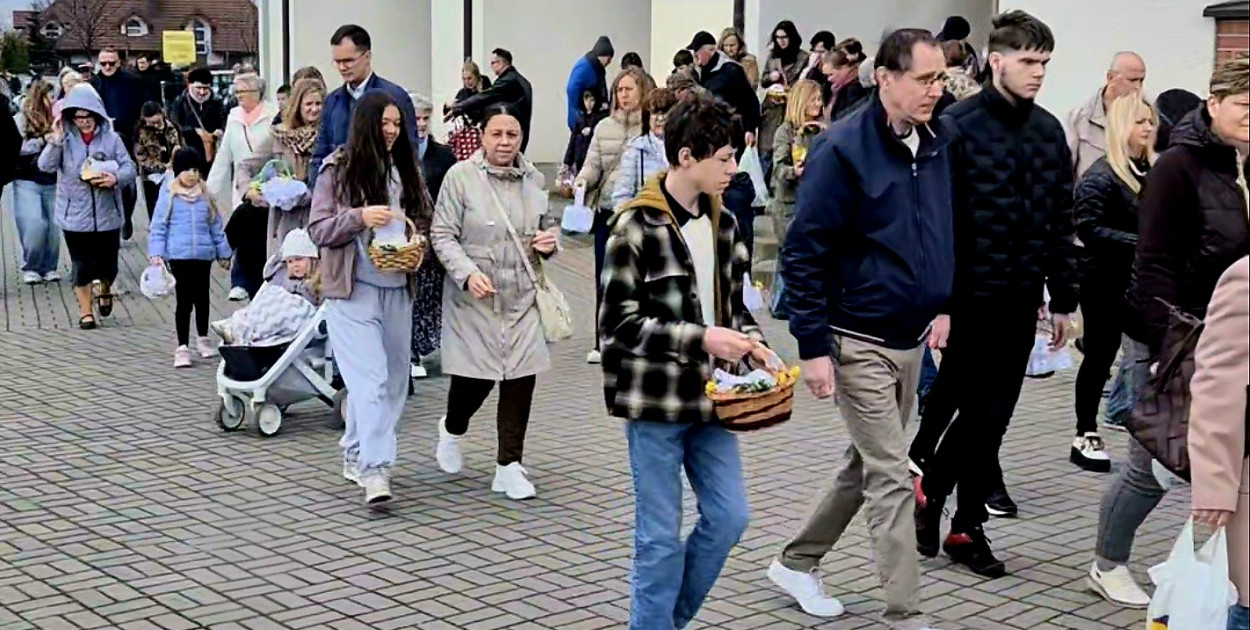 rolKI24.INFO | Mieszkańcy podtrzymują wielkanocną tradycję 🧺🐣