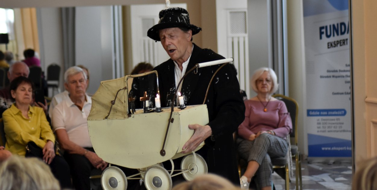 Poruszający spektakl Teatru Albatross w Inowrocławiu