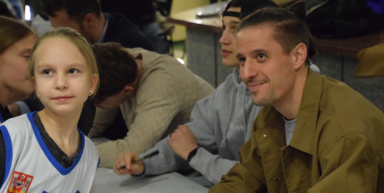 Koszykarze Noteci pożegnali się z kibicami