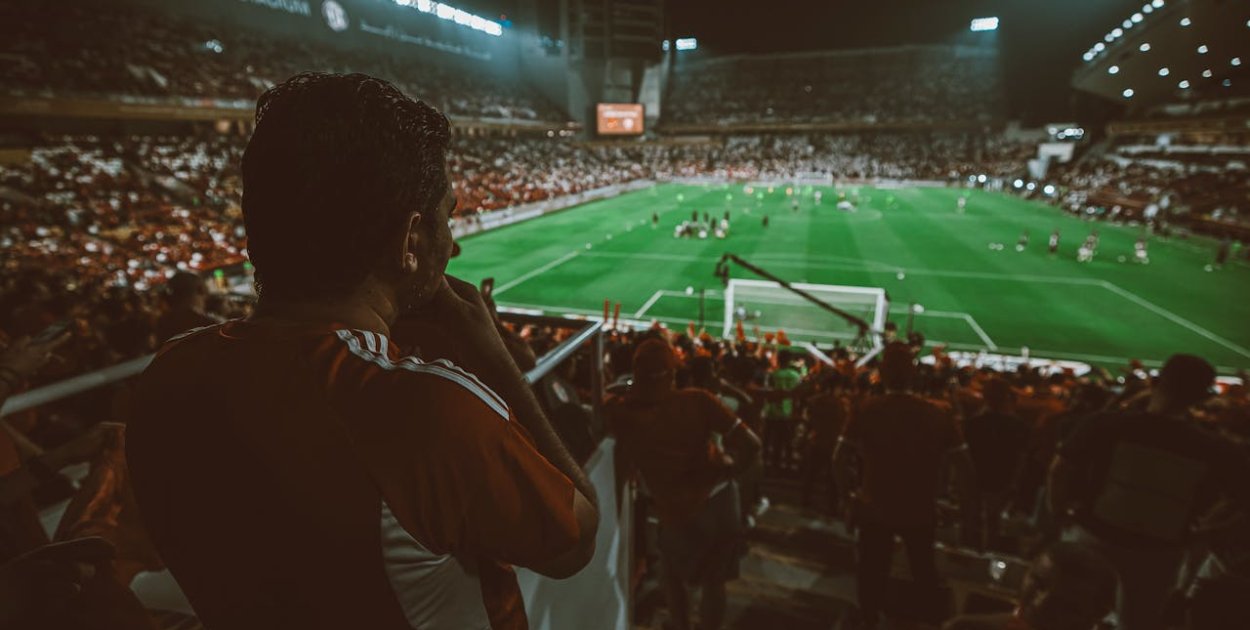 Analiza sportowa dla początkujących – od czego zacząć i czego unikać