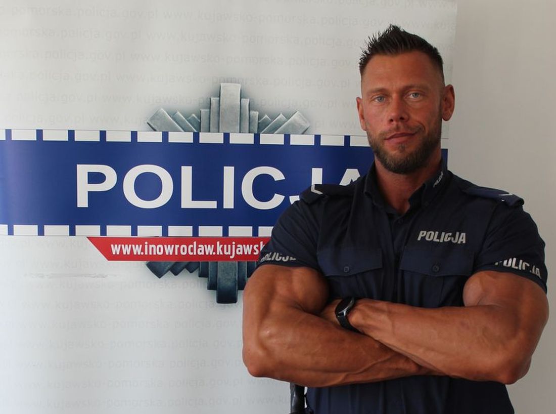 Na zdjęciu: st. sierż. Mikołaj Śmiałowski | fot. KPP Inowrocław