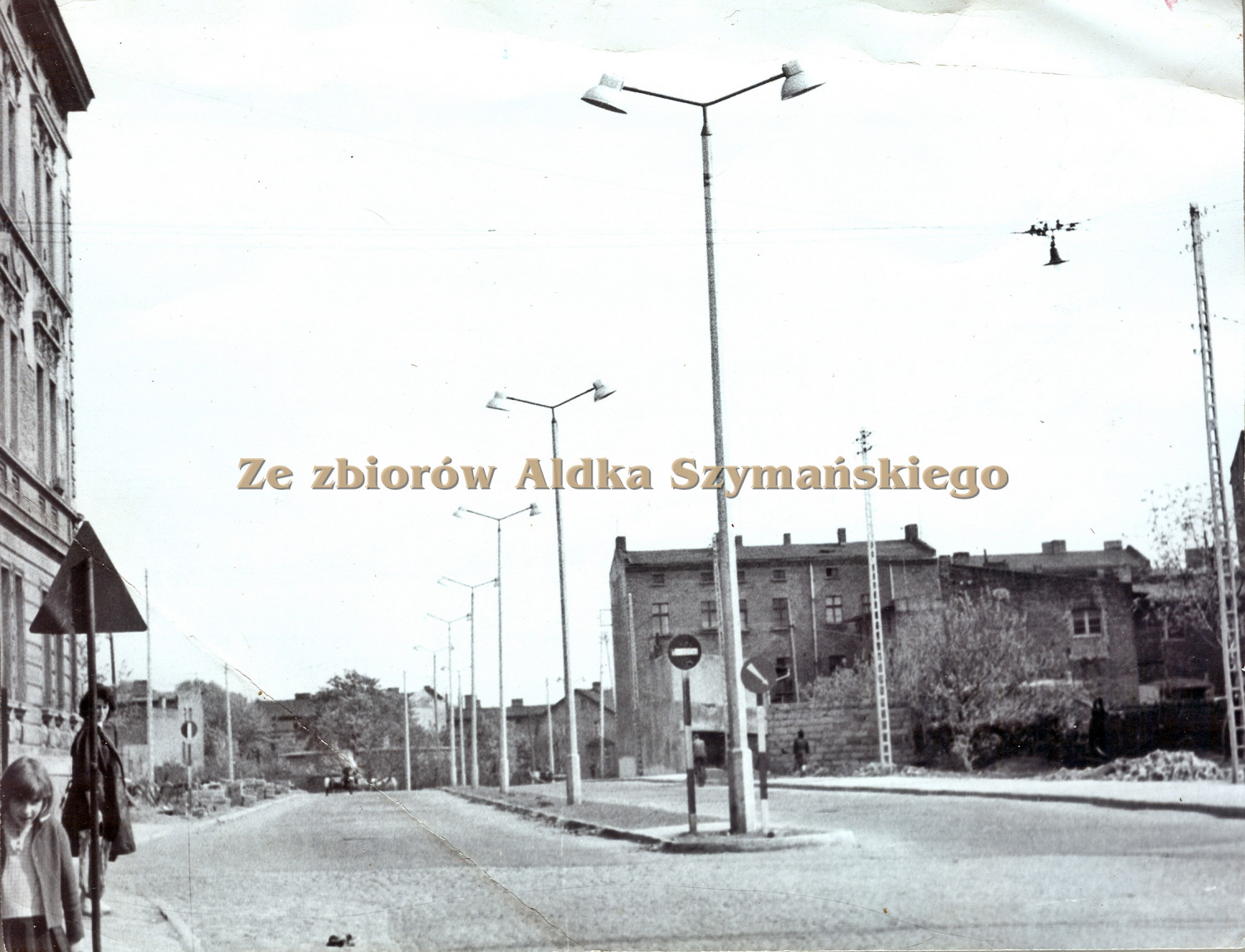 POWIĘKSZ